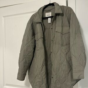 Wilfred Quilted Jacket in Olive Green